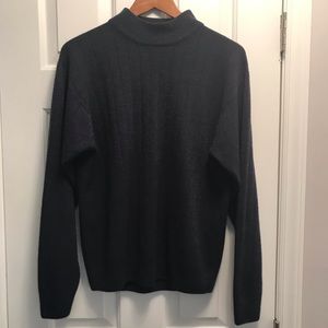CLEARANCE! Geoffrey Beene mock turtleneck sweater/M/Blue